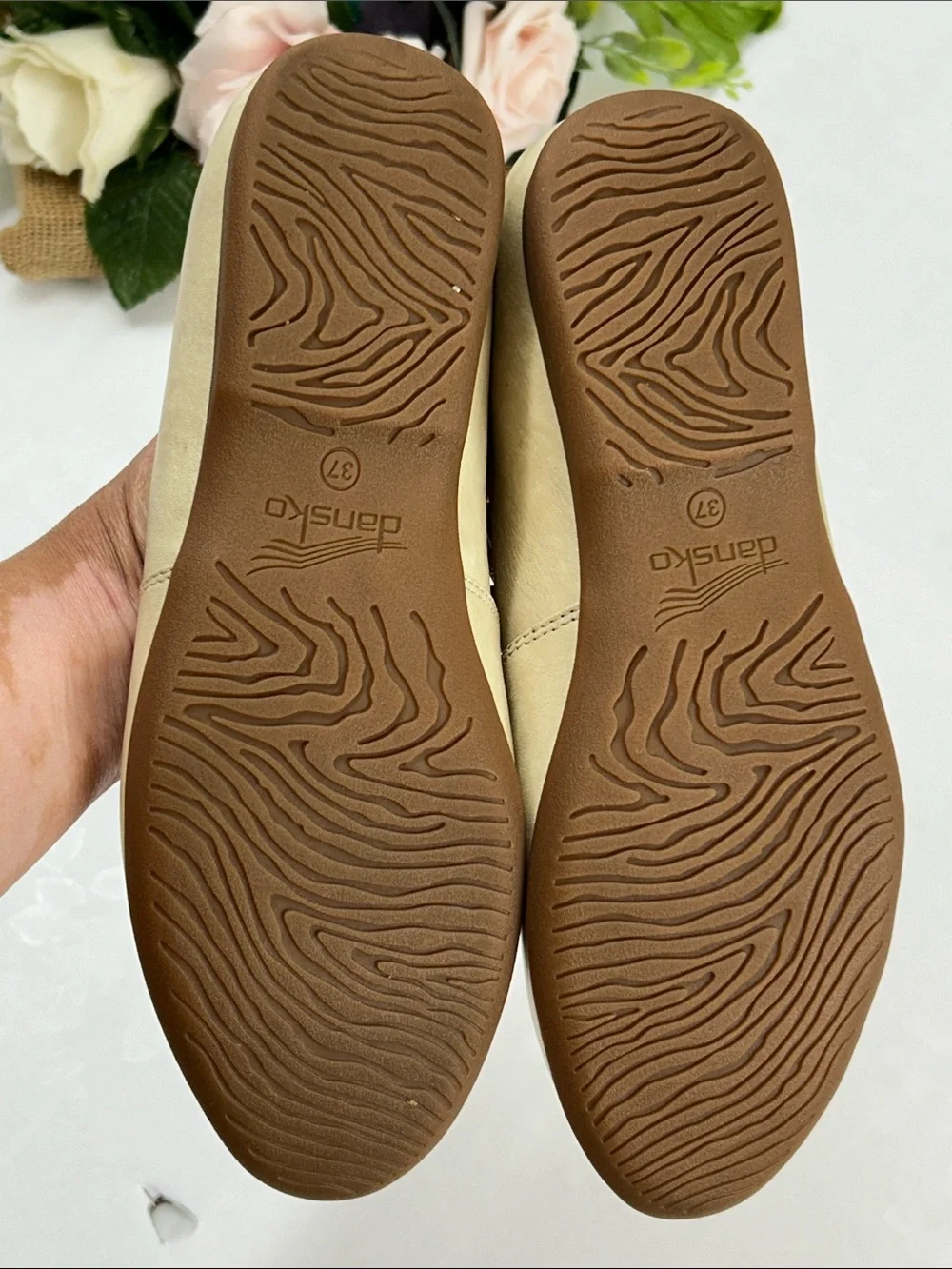 Women's Classic Slip-On Flats in Light Beige